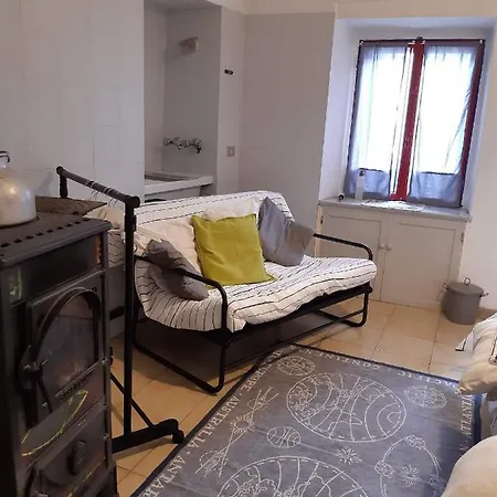 Albertoornella E Pina's Bedroom * Sostegno